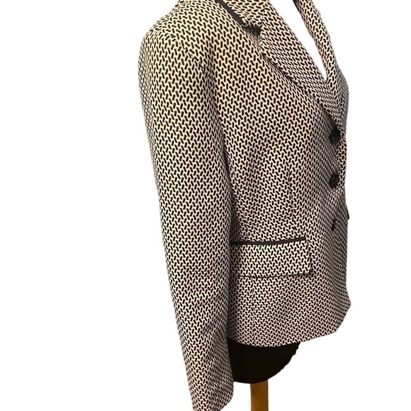 Danillo houndstooth print lined three button blazer size12, Navy Blue and white - Picture 3 of 11